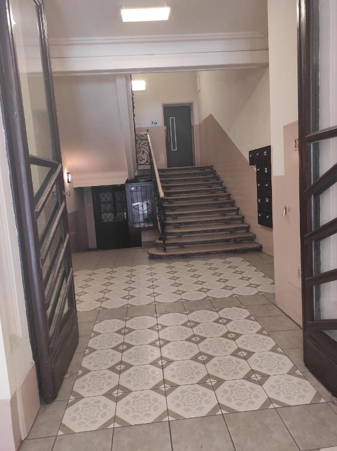 Marianna Apartment Budapest Luaran gambar
